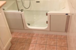 Pose de baignoire à porte avec douche – Saintry-sur-seine