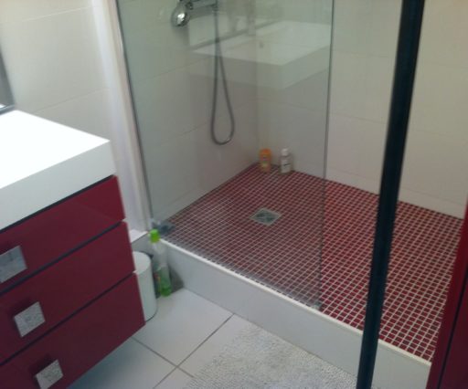 Création , remplacement baignoire par douche 91250 ST Germain les Corbeil